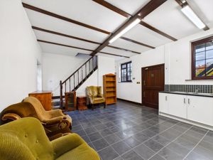 Photo 6- click for photo gallery